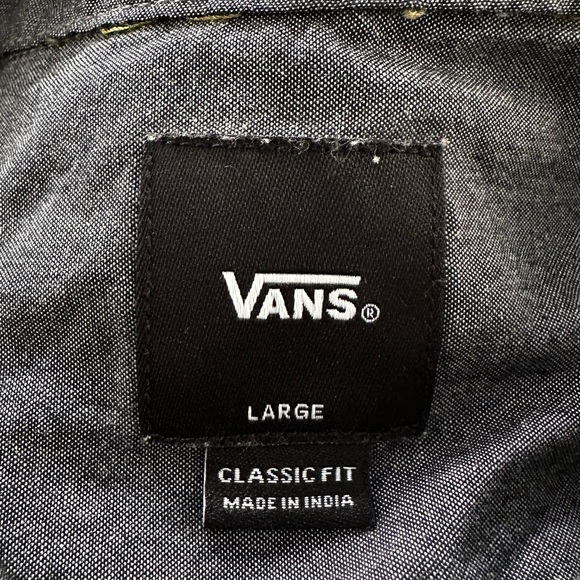 Men’s Vans Button-Down Shirt - Picture 4 of 4